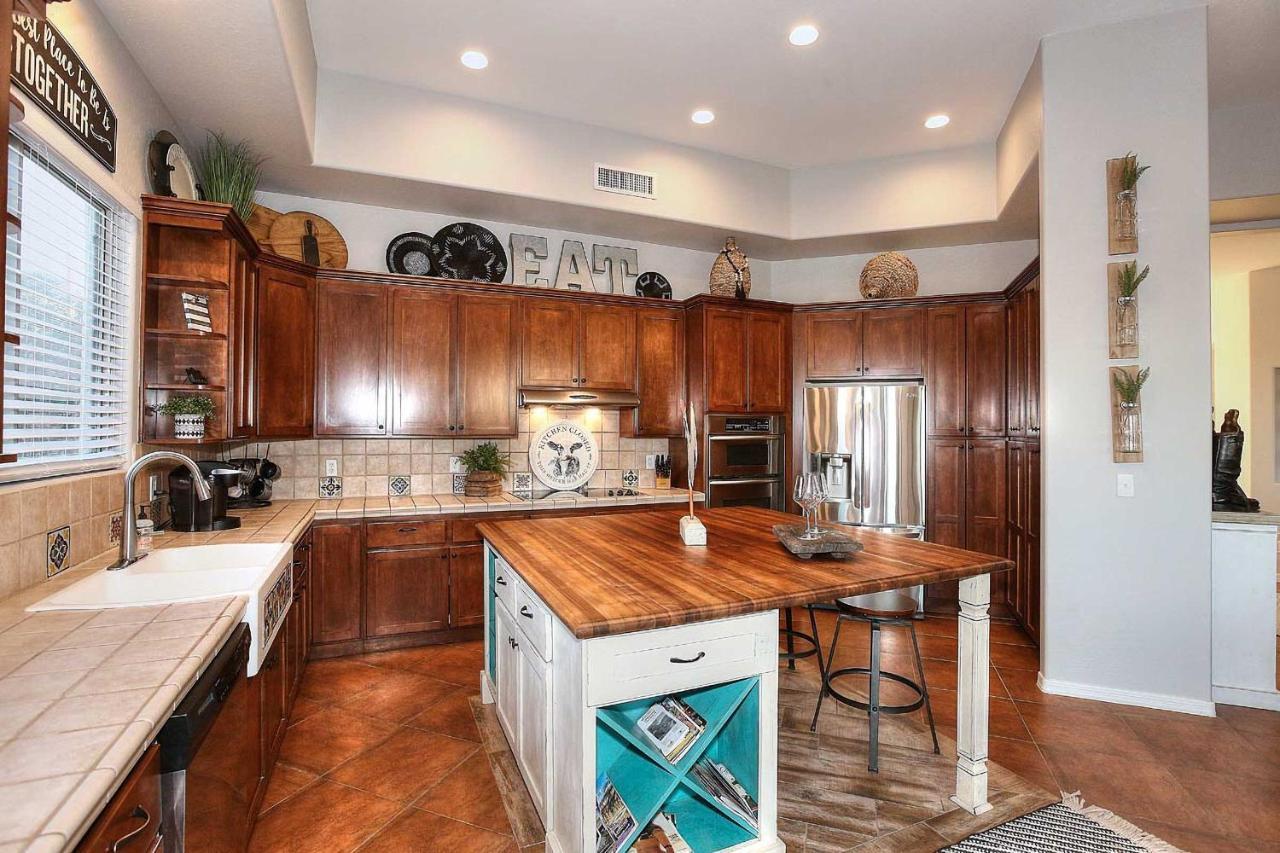 Adobe Arizona Home With City And Mountain Views Queen Creek Exterior photo
