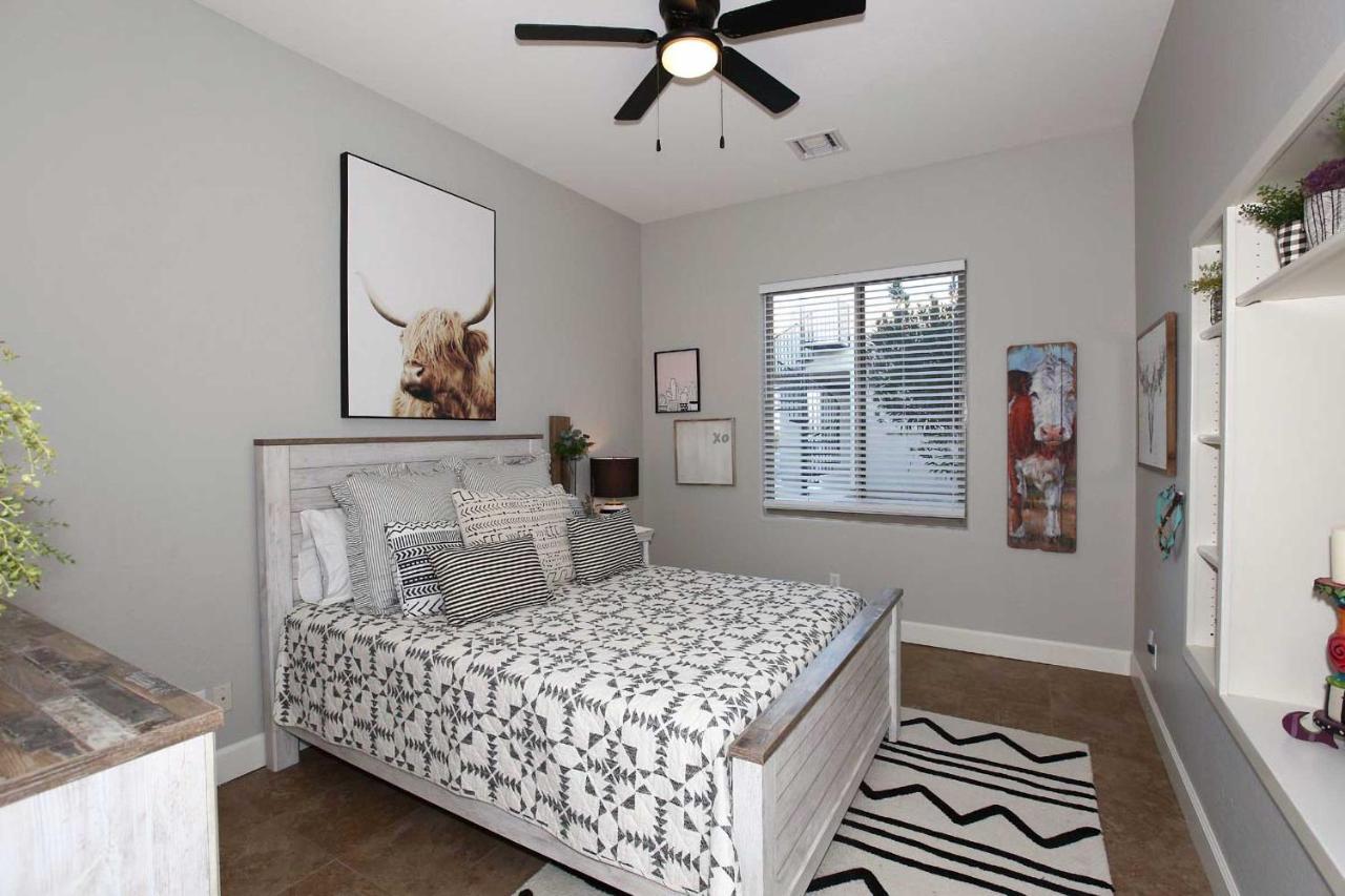 Adobe Arizona Home With City And Mountain Views Queen Creek Exterior photo