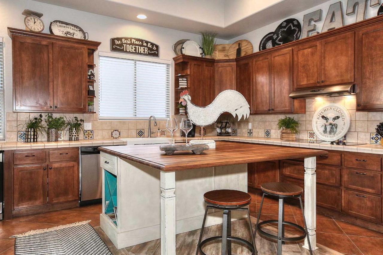 Adobe Arizona Home With City And Mountain Views Queen Creek Exterior photo